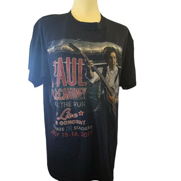Paul McCartney On the Run Concert Tee Yankee Stadium 2011, Size M Unisex - Picture 1 of 6